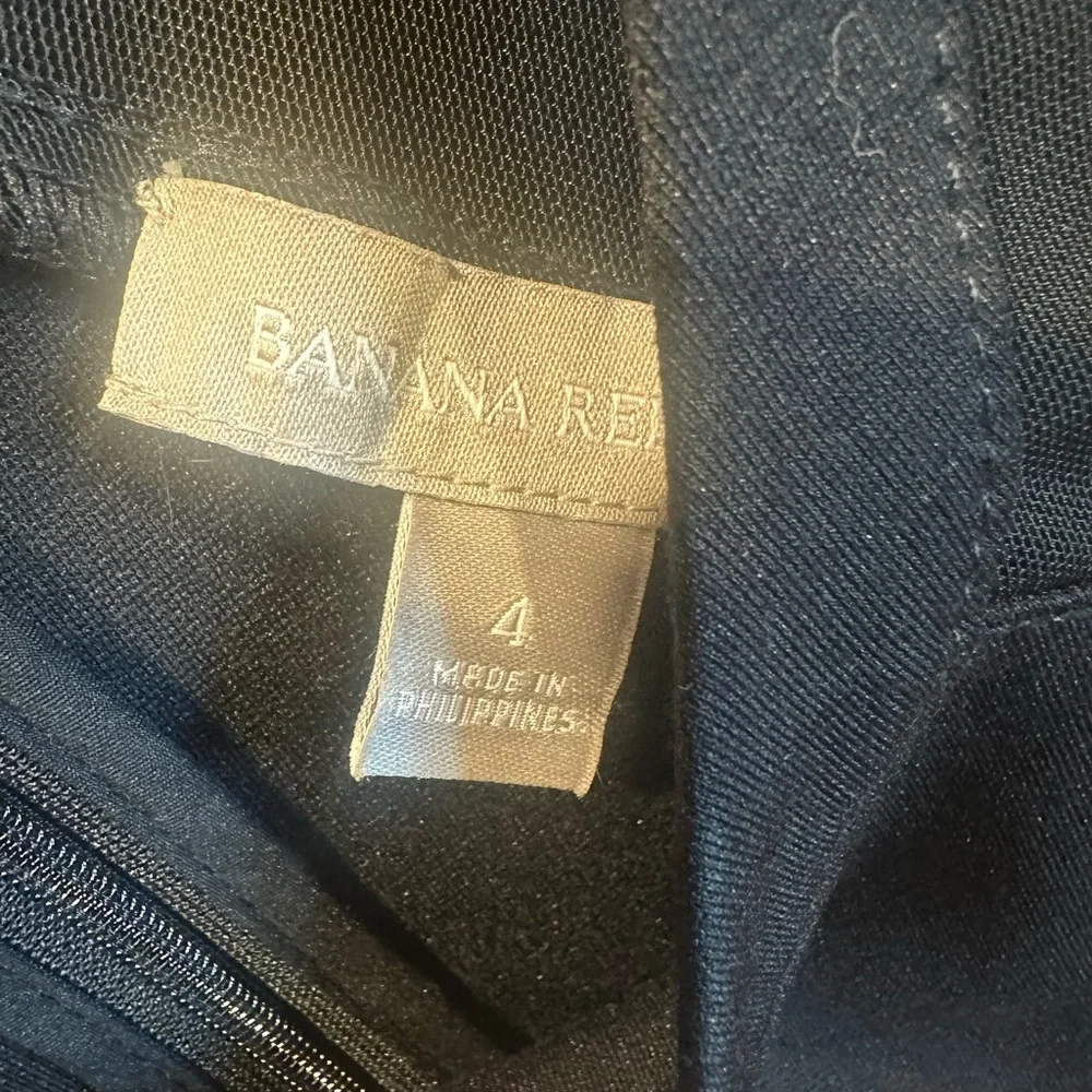 Banana Republic timeless black
